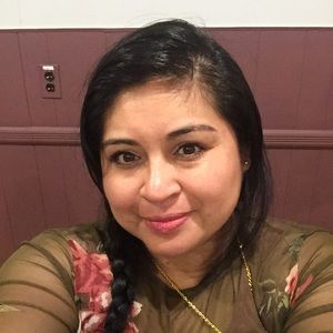 Meet your Posher, Adri